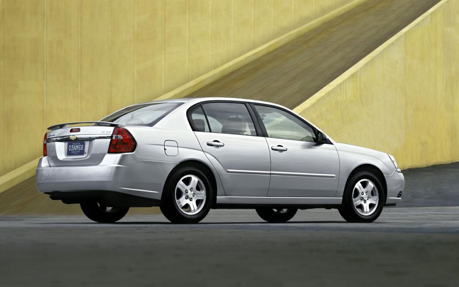  Chevrolet Malibu 2004 года  (фото 50 из 72)